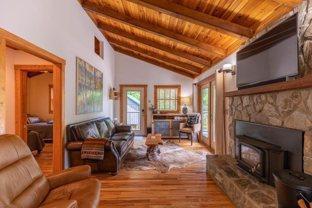Knotty Pine Villa เวสต์เจฟเฟอร์สัน ภายนอก รูปภาพ