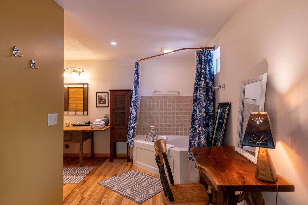 Knotty Pine Villa เวสต์เจฟเฟอร์สัน ภายนอก รูปภาพ