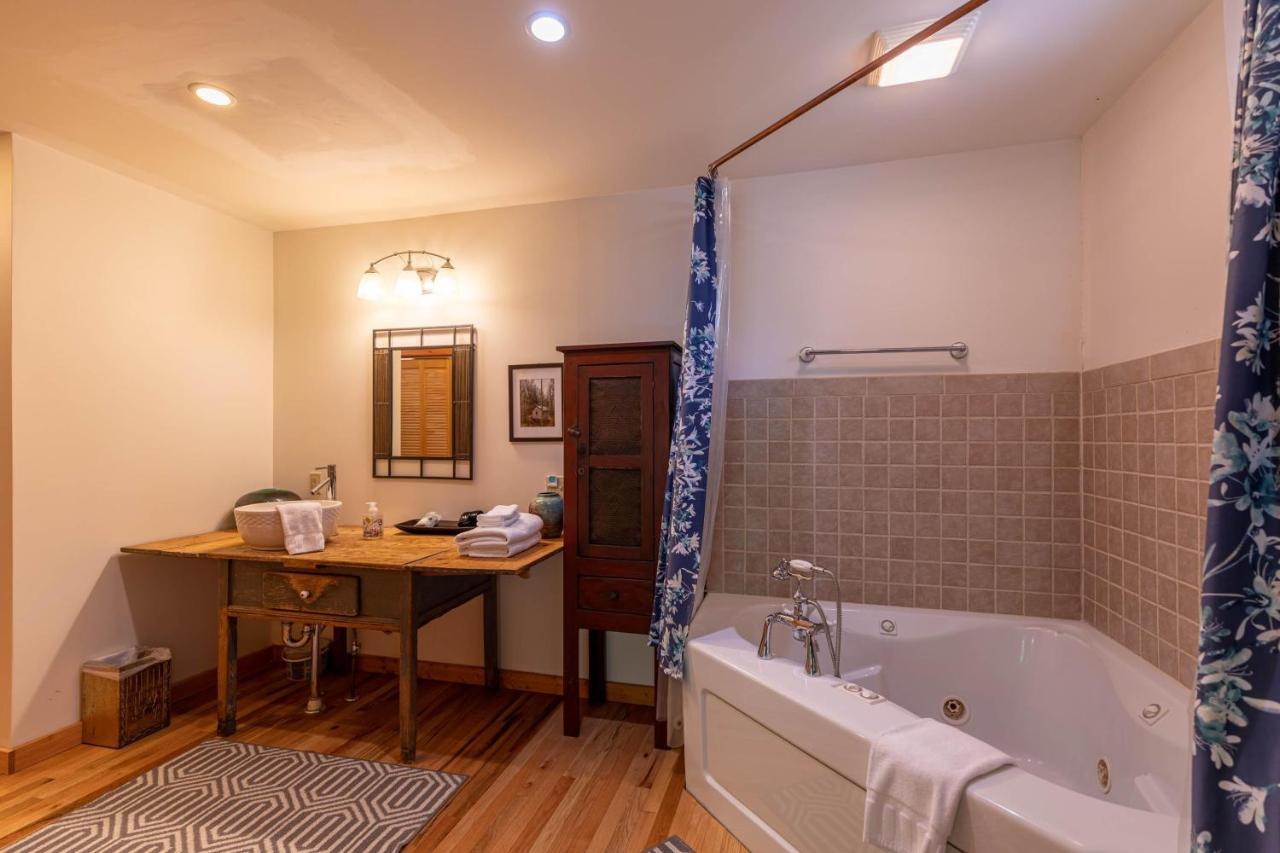 Knotty Pine Villa เวสต์เจฟเฟอร์สัน ภายนอก รูปภาพ